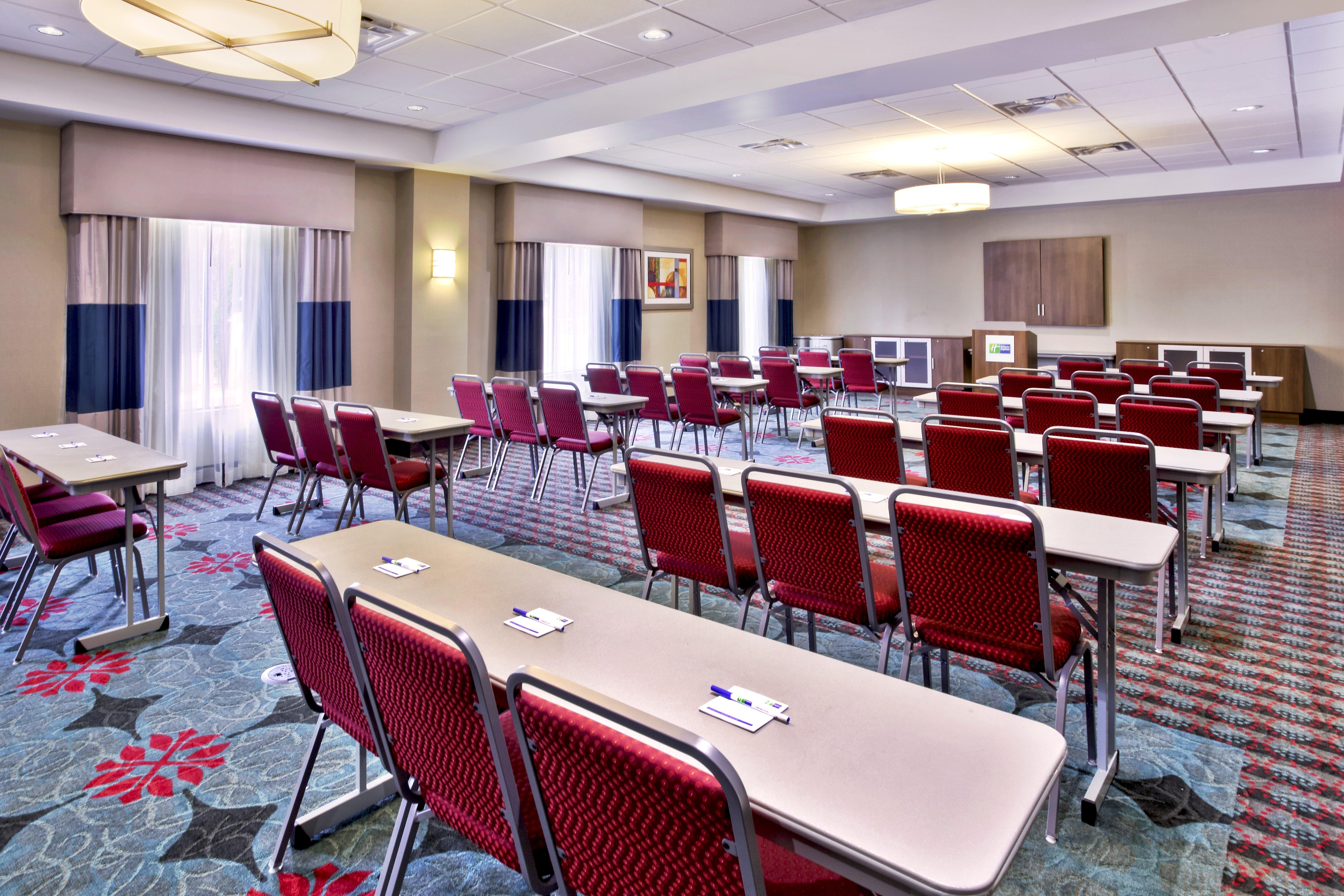 Holiday Inn Express & Suites Oak Ridge By Ihg Εξωτερικό φωτογραφία